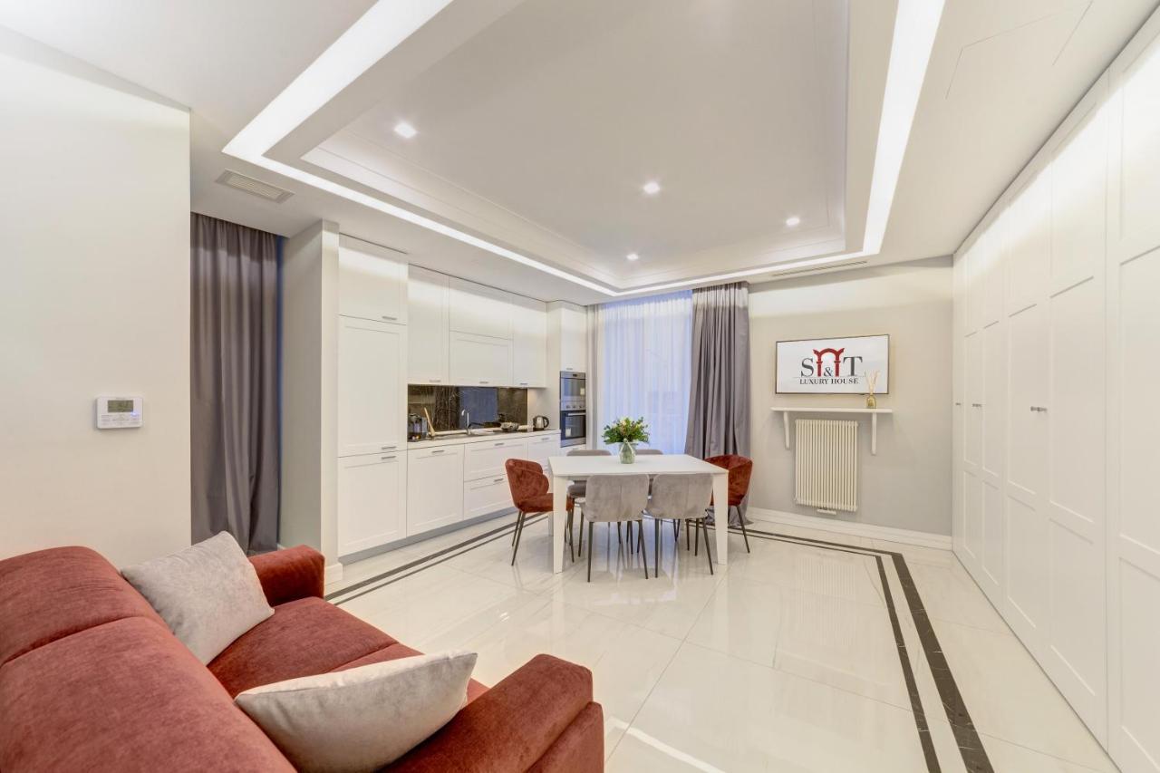 شقة S&T Luxury House In Plebiscito Square نابولي المظهر الخارجي الصورة