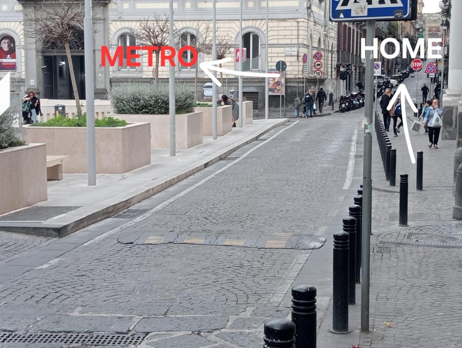 شقة S&T Luxury House In Plebiscito Square نابولي المظهر الخارجي الصورة